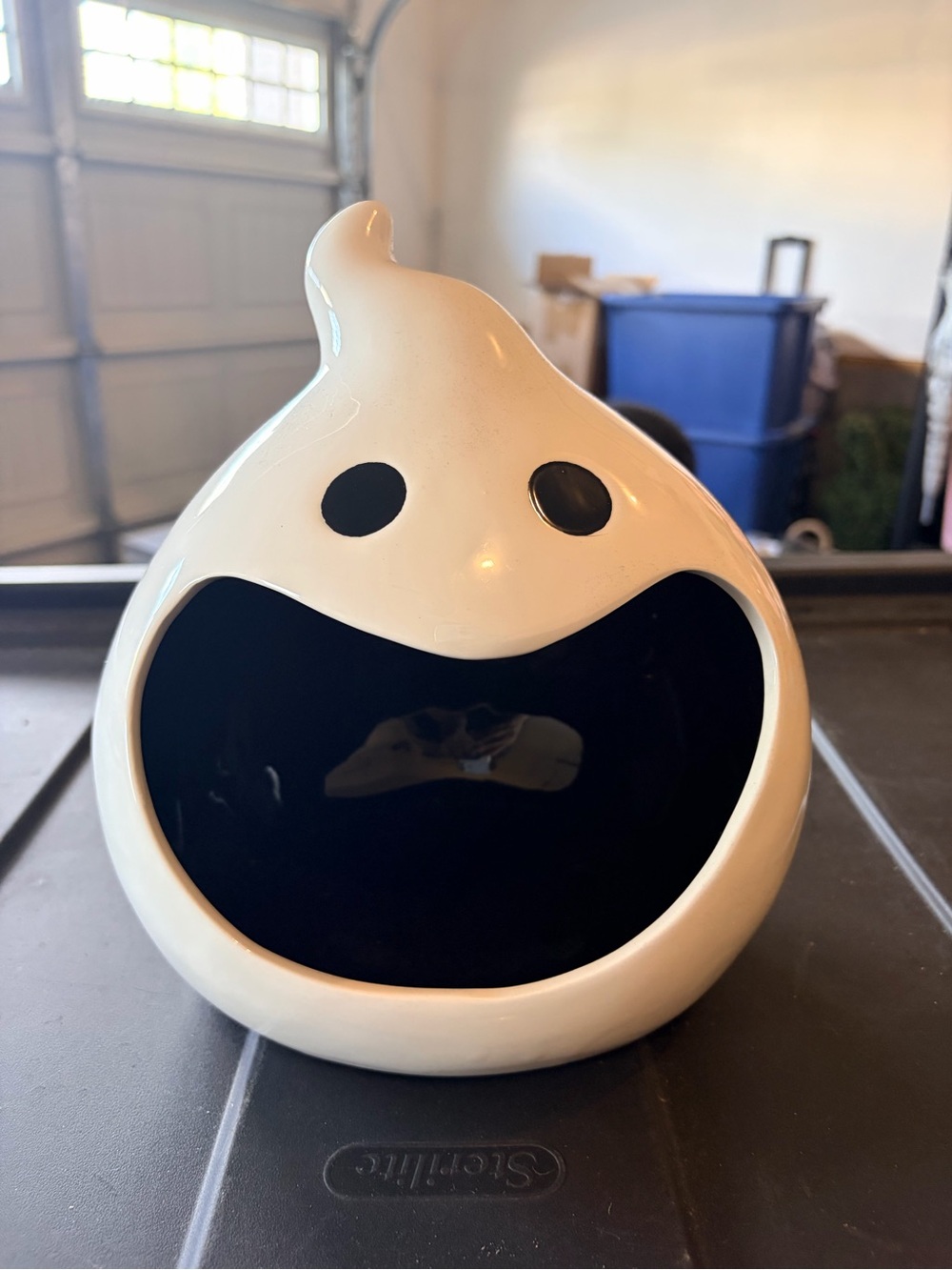 Ceramic Ghost Candy Holder - White